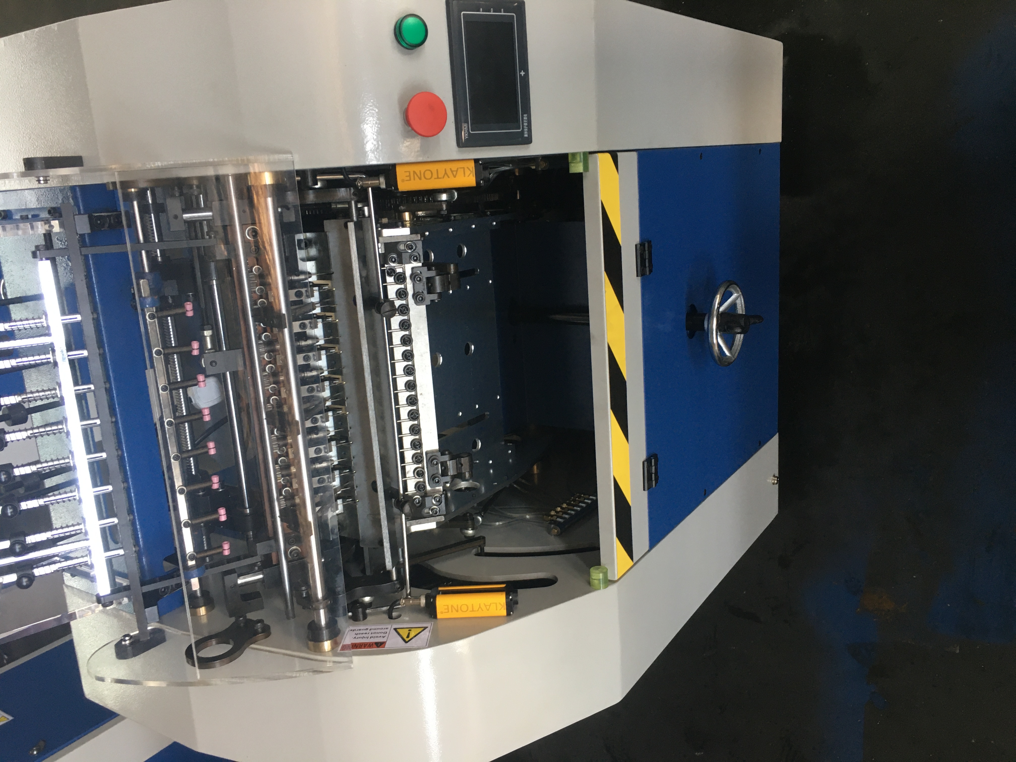 Fadenbuchnähmaschine für den Digitaldruckgeschäft